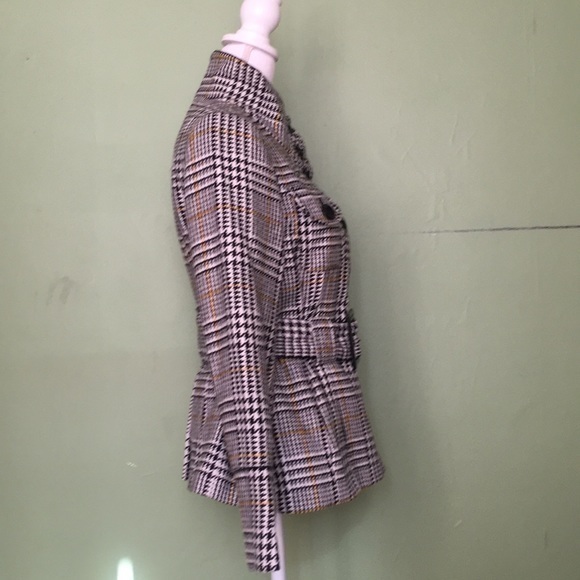 AGB belted houndstooth pea coat with yellow accent - Picture 4 of 12